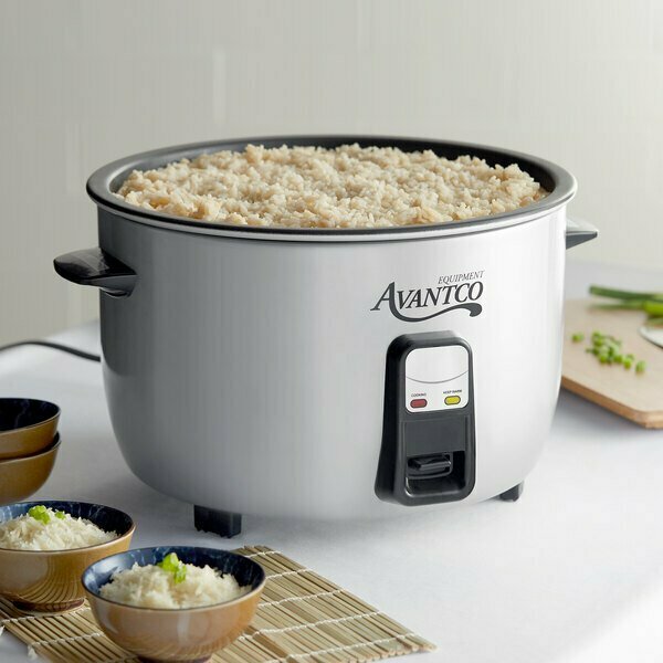 Avantco RC23161 46 Cup 23 Cup Raw Electric Rice Cooker / Warmer - 120V 1650W 177RC23161